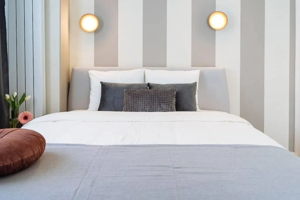 בוקרשט Panoramic Apartment - 4Br - Piata Unirii